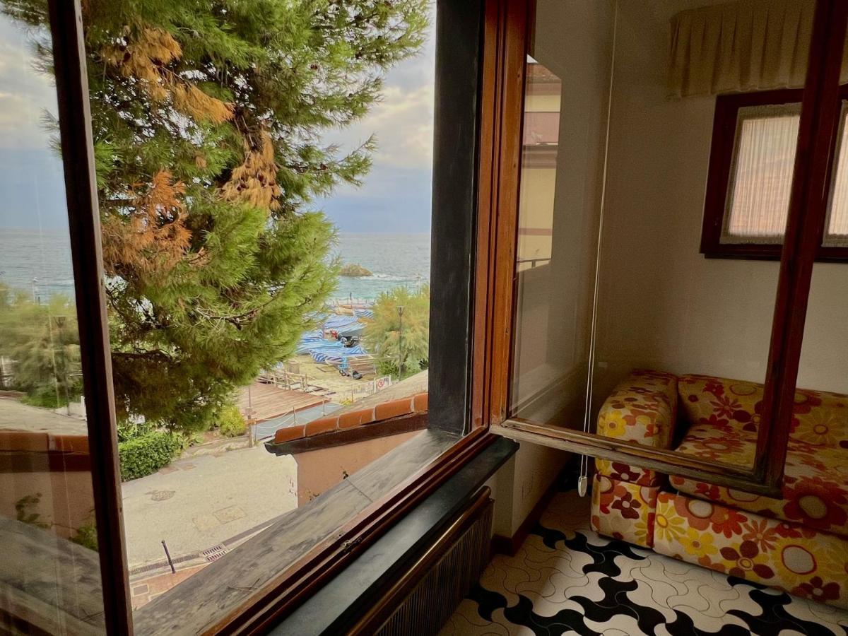 Sixties Sun & Sea Monterosso Apartment Monterosso al Mare Exterior photo